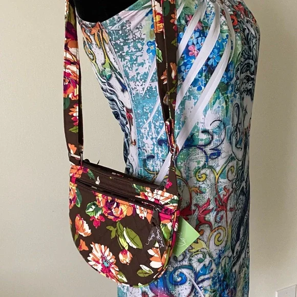 Vera Bradley Lizzy English Rose. Crossbody. - Picture 5 of 10